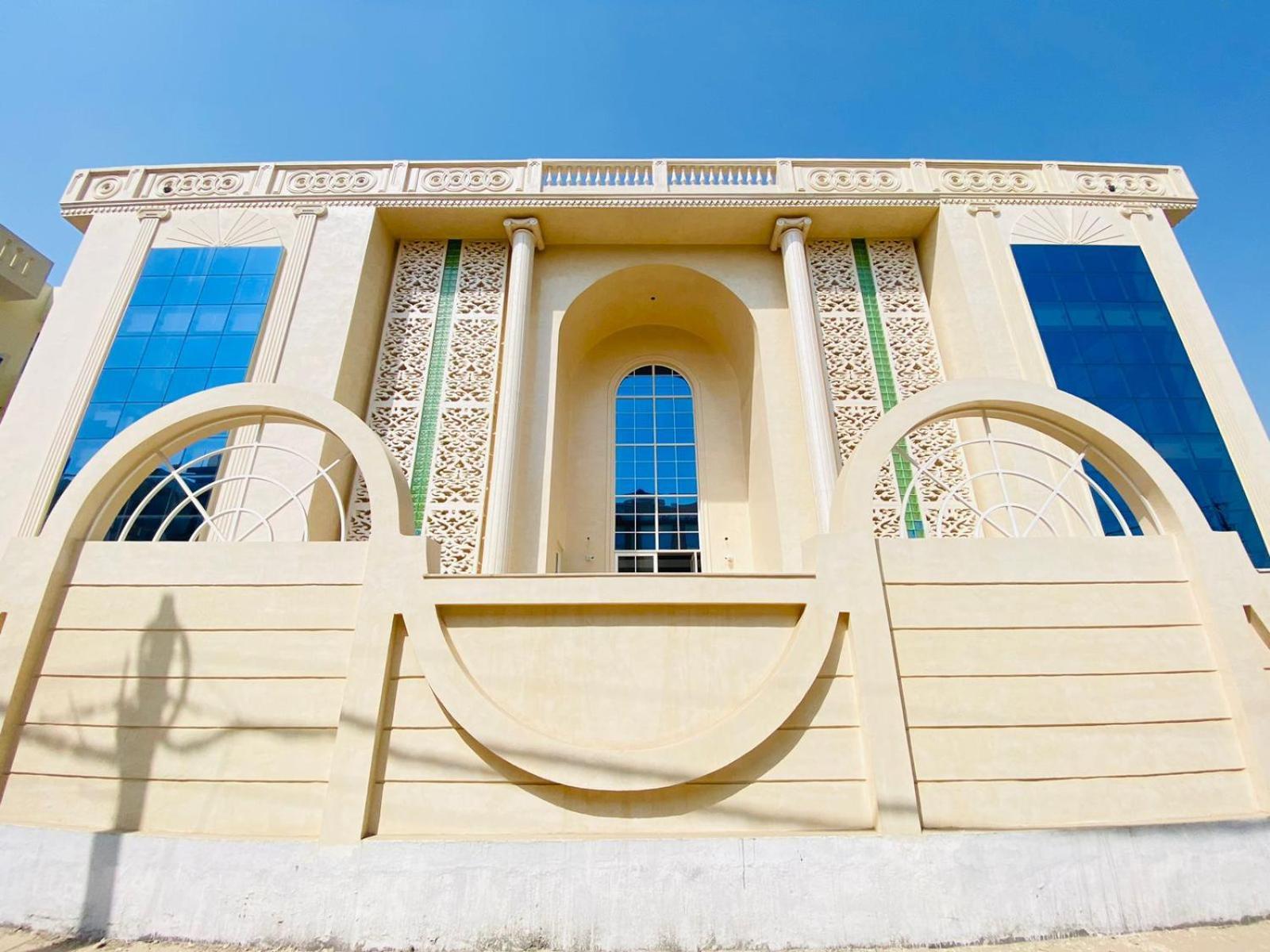 Hotel Holiday Grand Greater Noida Exterior photo